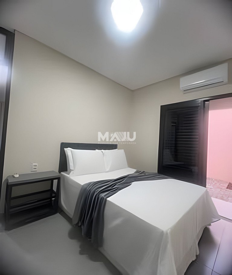 CASA 1A (garagem, próx. UniAraxá, fácil acesso)