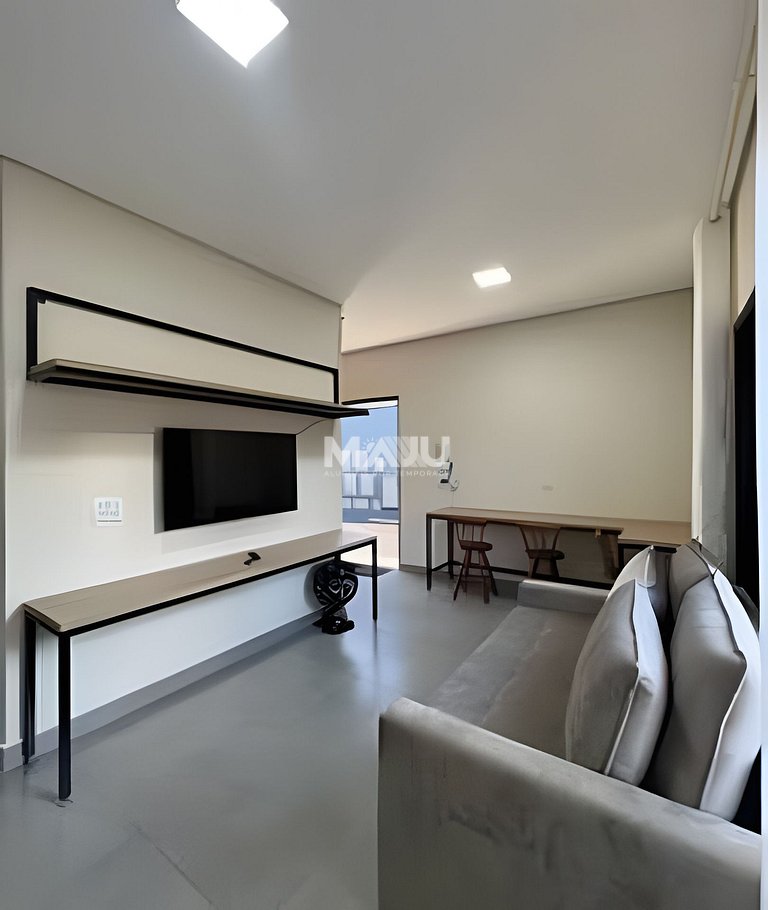 Casa 4D (garagem, próx. Uniaraxá, fácil acesso)