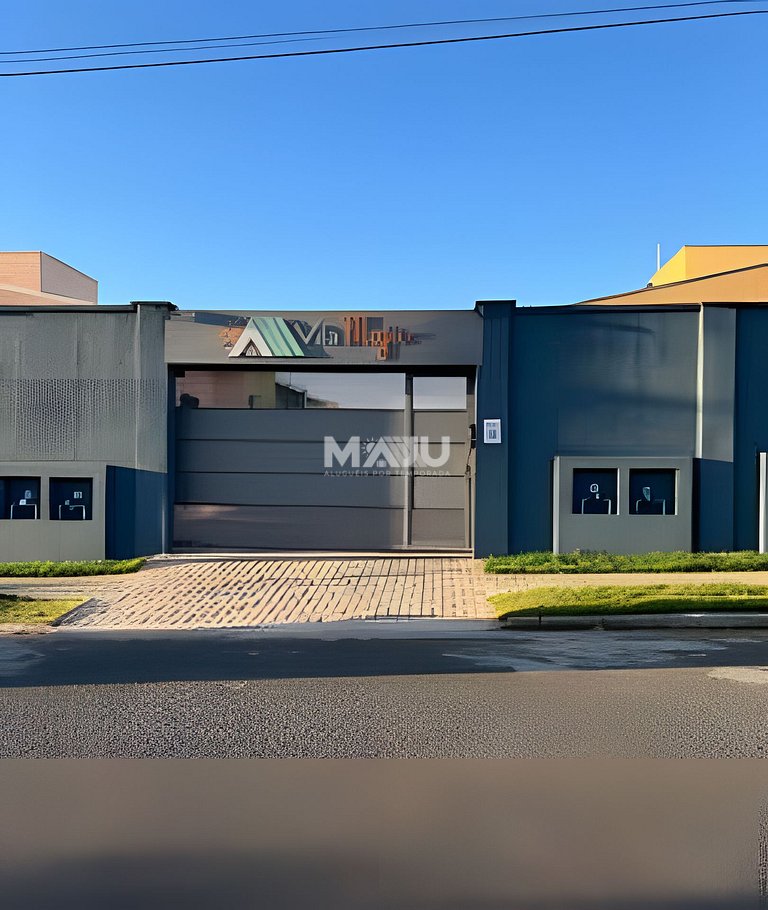 Casa 3C (garagem, próx. UniAraxá, fácil acesso)