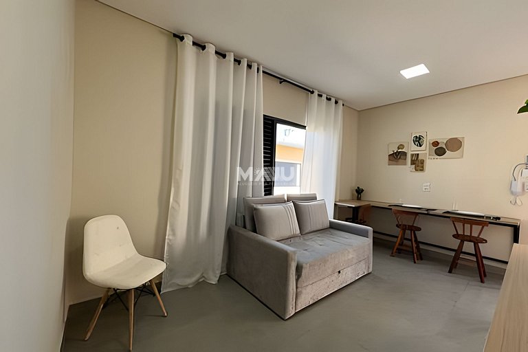 Casa 6F (garagem, próx. Uniaraxá, fácil acesso)
