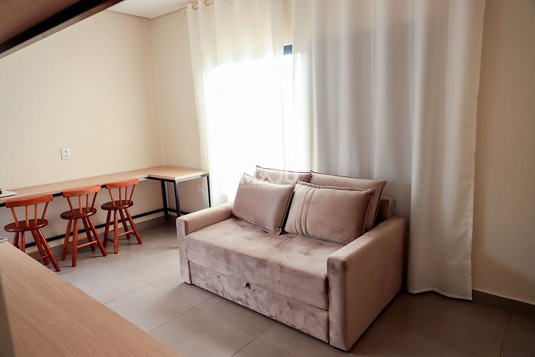 Casa 2B (garagem, próx. UniAraxá, fácil acesso)