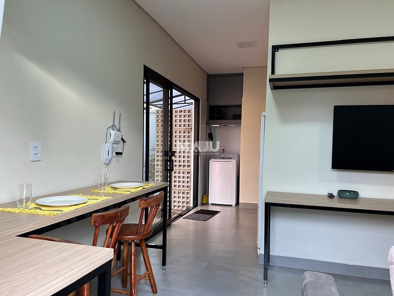 Casa 2B (garagem, próx. UniAraxá, fácil acesso)