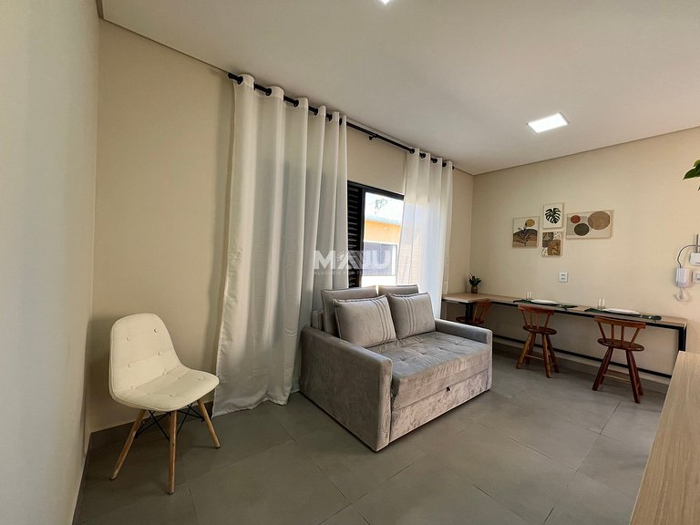 Casa 6F (garagem, próx. Uniaraxá, fácil acesso)