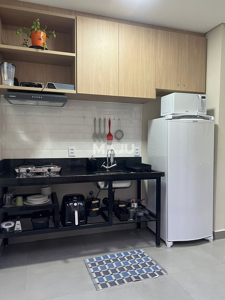 Casa 6F (garagem, próx. Uniaraxá, fácil acesso)