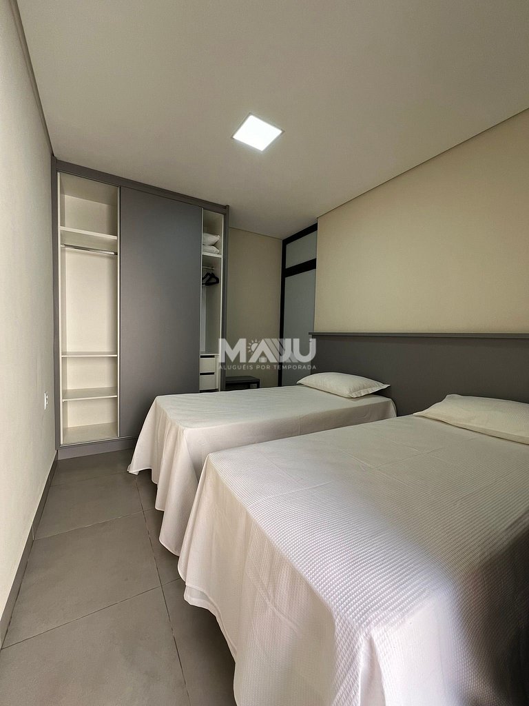 Casa 4D (garagem, próx. Uniaraxá, fácil acesso)