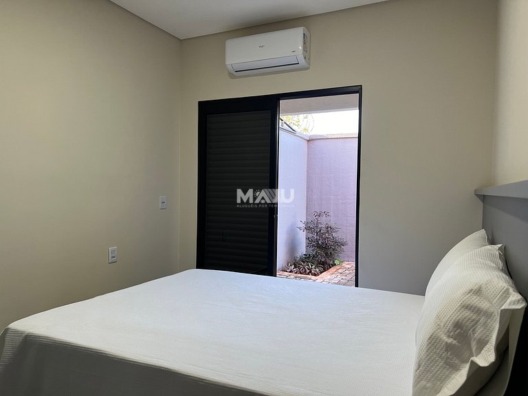 Casa 7G (garagem, próx. UniAraxá, fácil acesso)